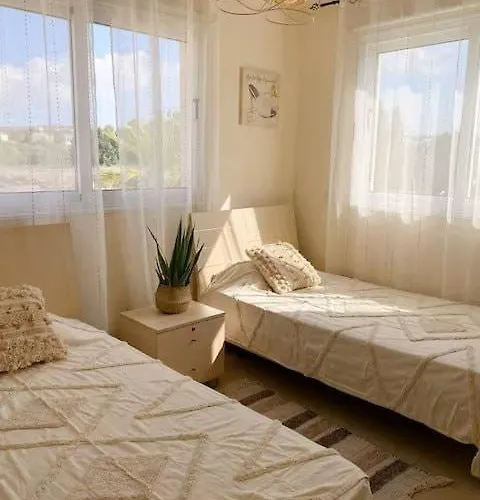 Summer Breeze By Nissi *